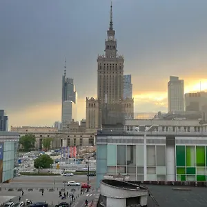 Ohmyhome-zlota View Apartament