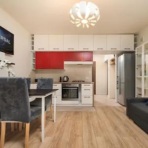 Dabrowskiego By Your Freedom Apartament