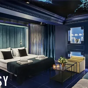 https://sassy-suites.gdanskhotel.org